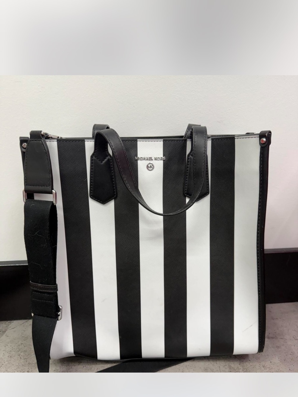 Michael Kors Black & White Striped Jet Set Tote